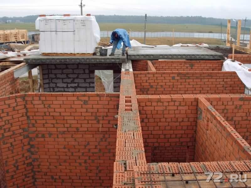 Как построить дом из кирпича своими руками от фундамента до крыши Как построить дом из кирпича своими руками от фундамента до крыши